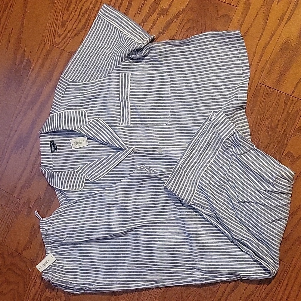 GAP Linen Pijama pants and shirt. Shirt Petite large and pants medium.